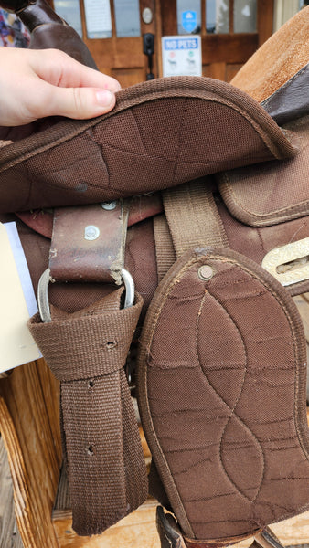 10" King Series Synthetic Western Saddle
