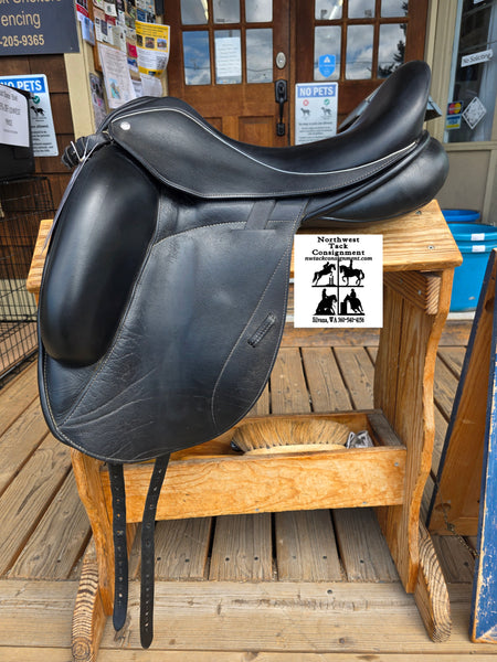 17.5" Custom Saddlery Icon Flight Monoflap Dressage Saddle