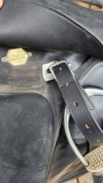 18" Wintec Dressage Saddle