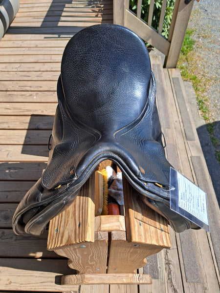 16" Bates Isabell Dressage Saddle