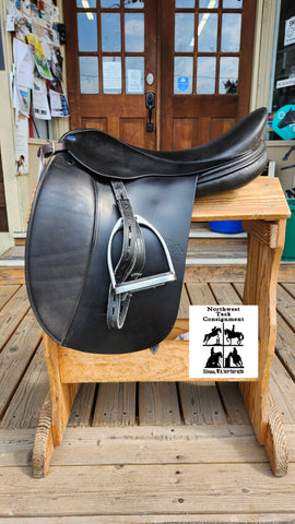 18.5" Frank Baines Matrix Dressage Saddle