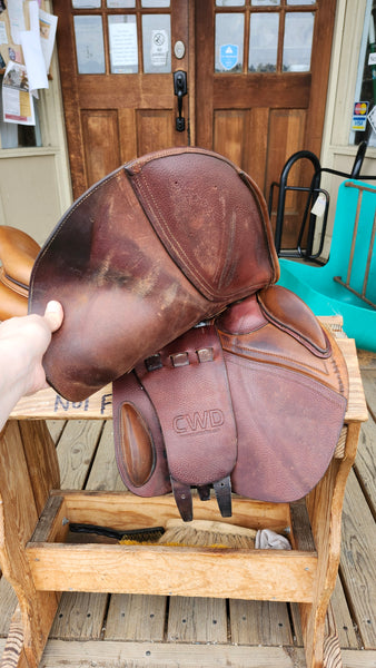 18" CWD SE06 Jump Saddle