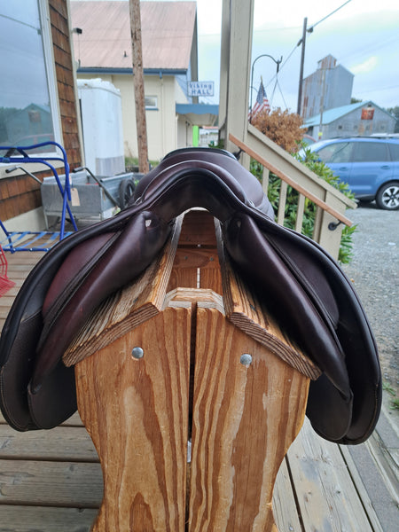 17.5" CWD 2Gs Dynamick Jumping Saddle