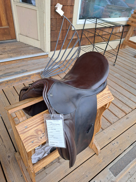 16.5" County Competitor Dressage Saddle