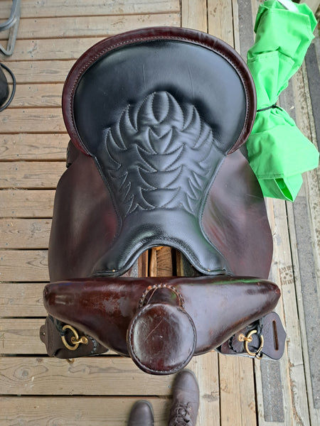 15.5" Tucker Black Mountain Trail Saddle