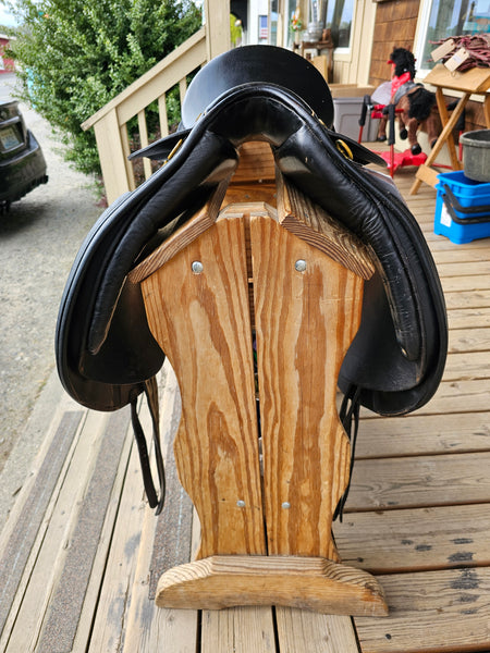 17" Collegiate Dressage Saddle