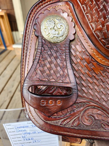 16" Champion Turf Show Saddle