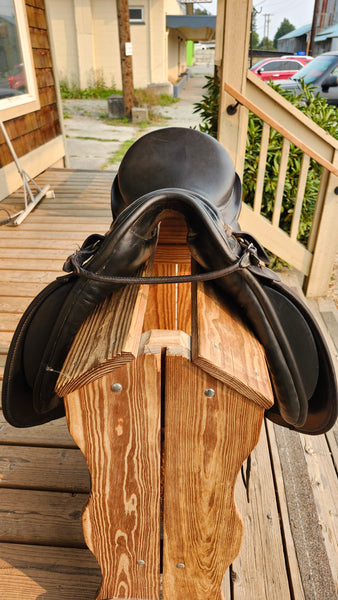 17" Karl Niedersuss Dressage Saddle