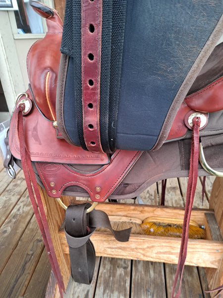 17" Fabtron Easy Rider Gaited Western Trail Saddle