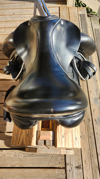 17.5" Custom Sadlery Icon Flight Dressage Saddle