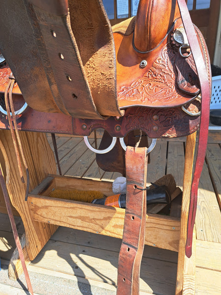 15" Crates Western Trail Saddle
