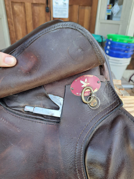 18" Jeffries Falcon Adler VSD Jumping Saddle