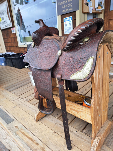 15.5" Simco Equitation Saddle