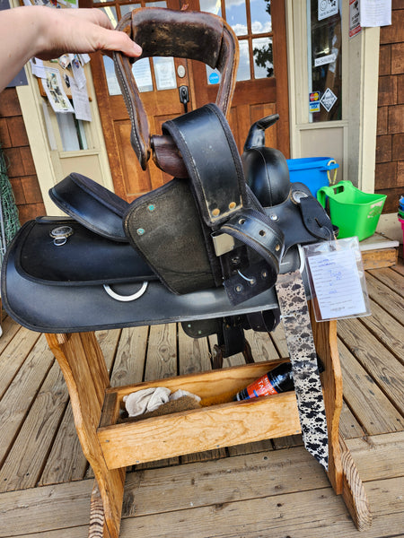 14" Wintec Western Saddle