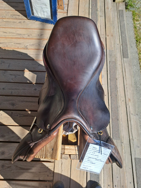 17.5" Pessoa Jumping Saddle
