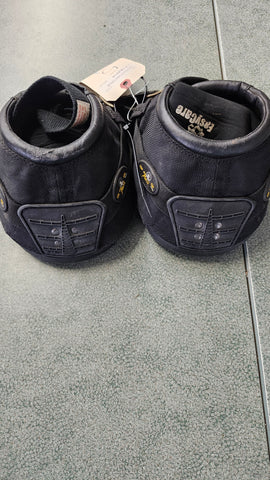 size 5 Old Mac G2 Hoof Boots