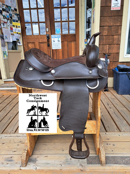 15" Wintec Synthetic Western Saddle