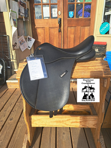 15" Wintec All Purpose Saddle