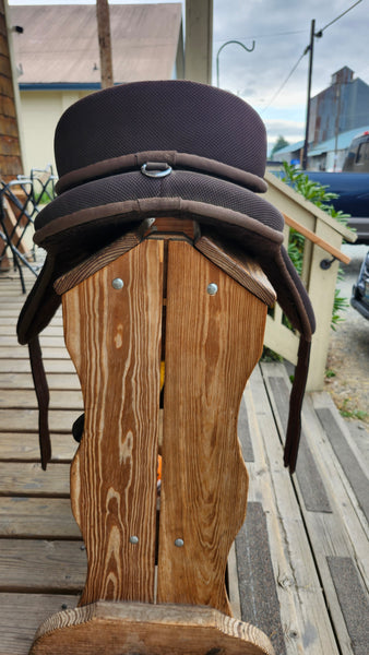 17" Treeless English Saddle