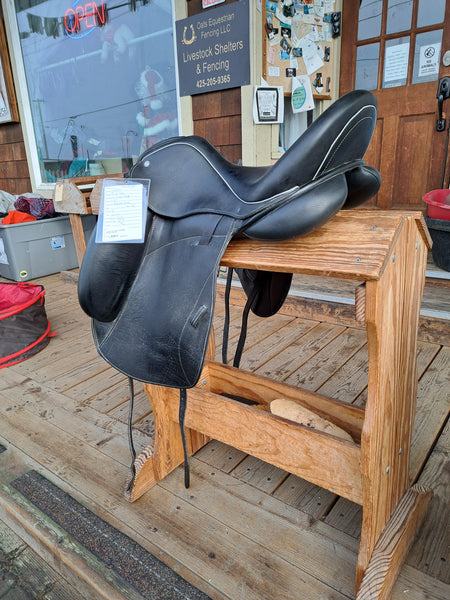 18"  Custom Saddlery Icon Star Dressage Saddle