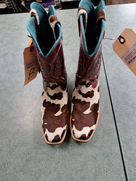 New Size 8 Ariat Futurity Boots
