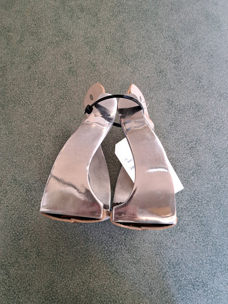 Off Set Western Stirrups