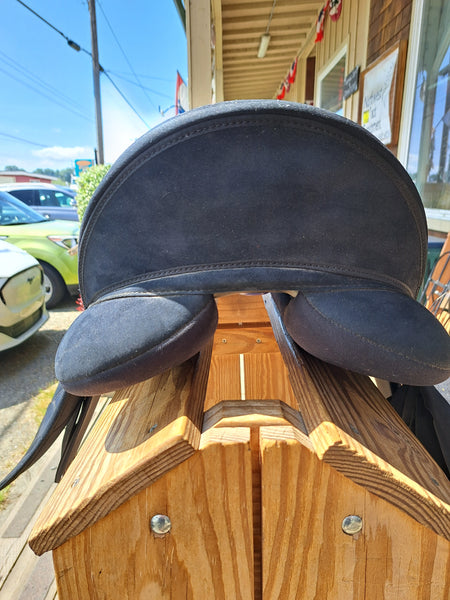 17.5" Wintec Lite All Purpose Saddle