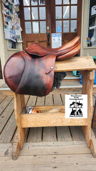 16.5" L. Bierry Jumping Saddle
