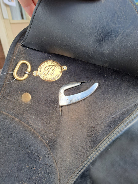 18" Wintec All Purpose Saddle