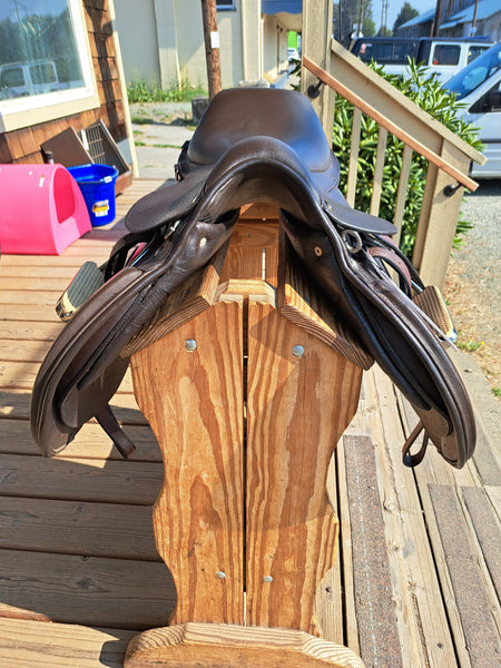 17.5" Derby Original All Purpose English Saddle