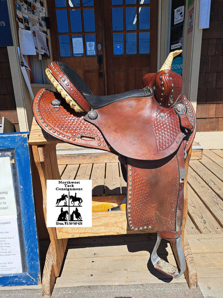 15" Circle M Barrel Saddle