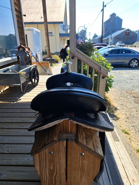 15.5" Rider's Choice Barrel Saddle