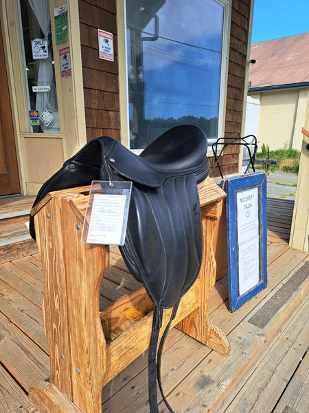 ON TRIAL 18" Devoucoux Milady Monoflap Dressage Saddle