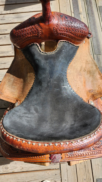 ON TRIAL 15" Bar H Barrel Racing Saddle