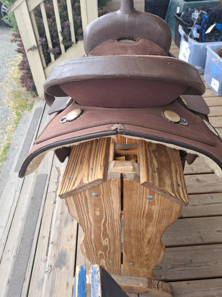 15" King Series Krypton All Around Saddle