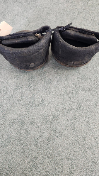ON TRIAL Size 2 Easyboot Cloud Pair