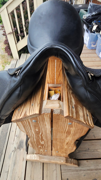 17" Custom Saddlery Icon Flight Dressage Saddle