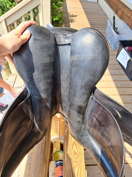 18.5" Custom Saddlery VLX Dressage Saddle