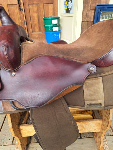 On Trial  16" Fabtron Synthetic Western Saddle