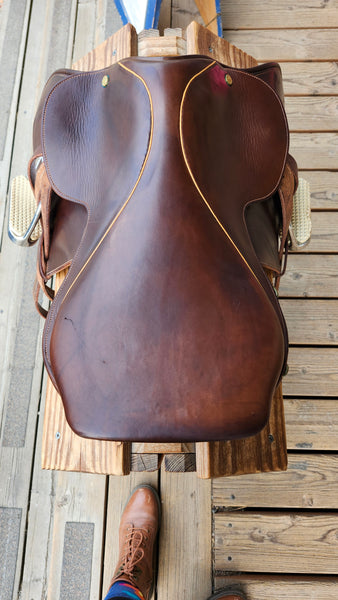 16.5" Crosby Sovereign Prix de Nations Close Contact Jump Saddle