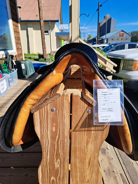 17" Stubben Siegfried VSD Dressage Saddle