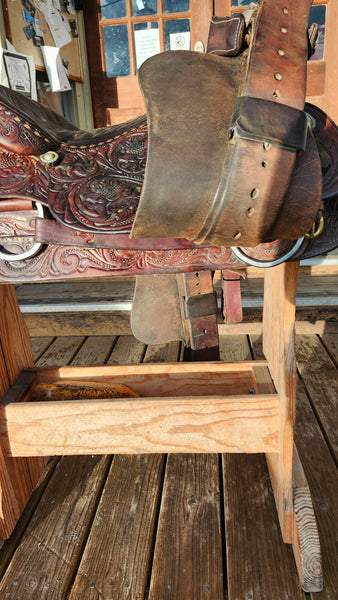 15.5" Billy Cook Vintage Roping Saddle