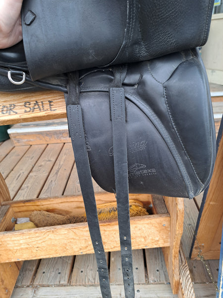15.5" Courbette Lemetex Bernina Junior Dressage Saddle