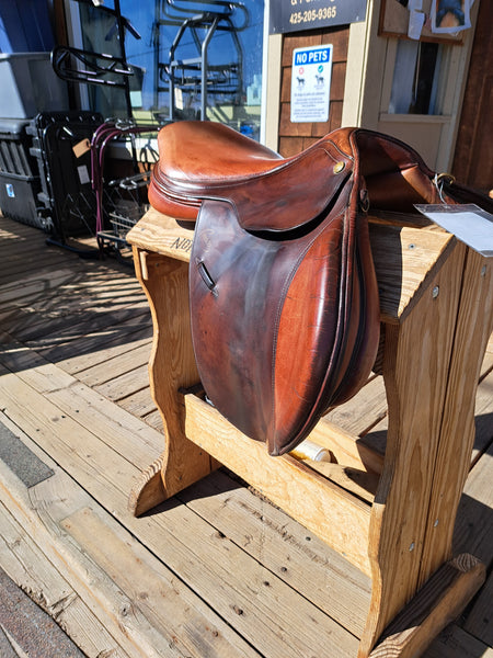 17" Pessoa The Eq Jumping Saddle