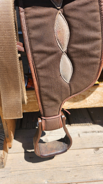 15" Amtech Western Trail Saddle