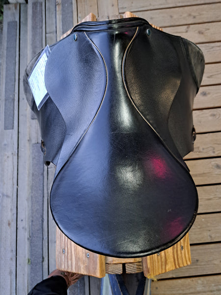 16.5 Stubben Tristan Dressage Saddle