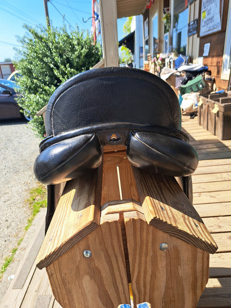 16" Bates Isabell Dressage Saddle