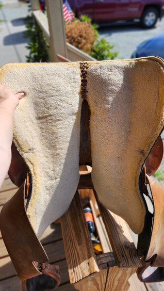 16" Circle Y Roughout Training Saddle