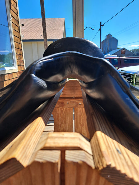 17" Collegiate Dressage saddle