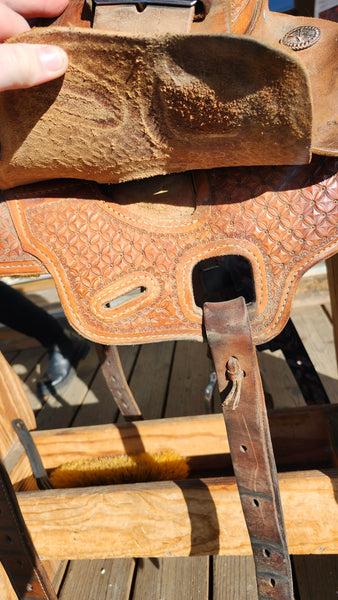 13.5" Three Forks Merril Barrel Saddle